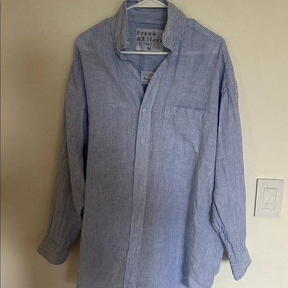 Frank & Eileen Mackenzie Linen Button-Down | Blue Stripe OS - Picture 4 of 8